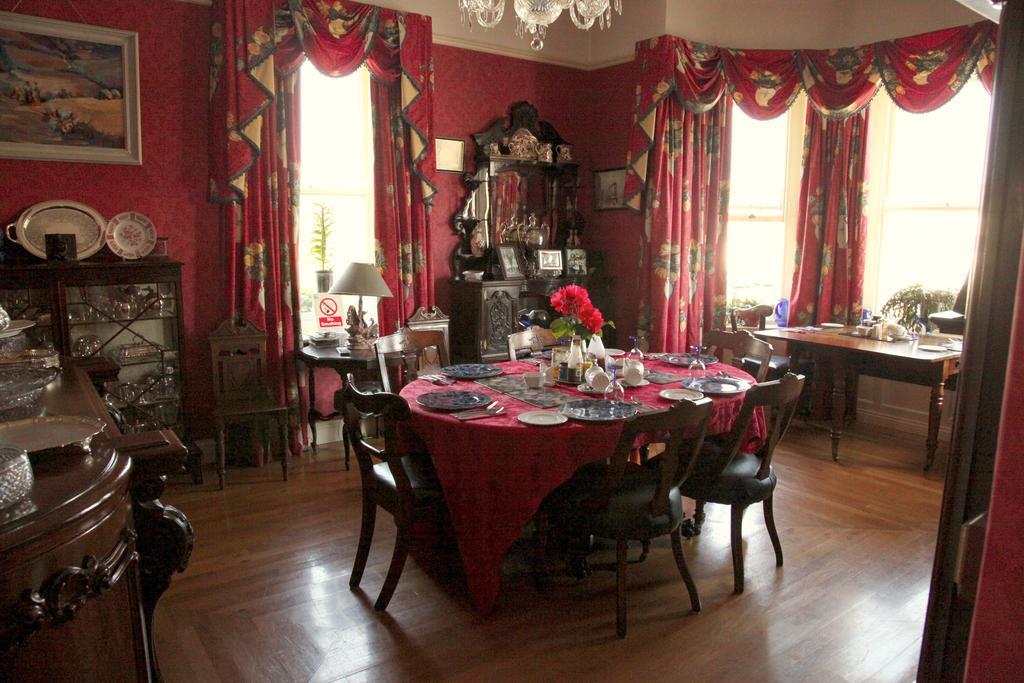 Hotel Roscaoin House à Westport Extérieur photo